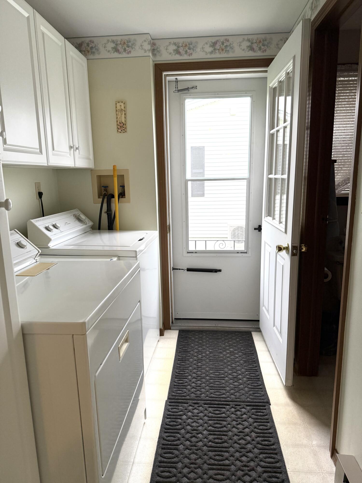 22 Beechwood Drive Drive, Rouses Point, New York image 2