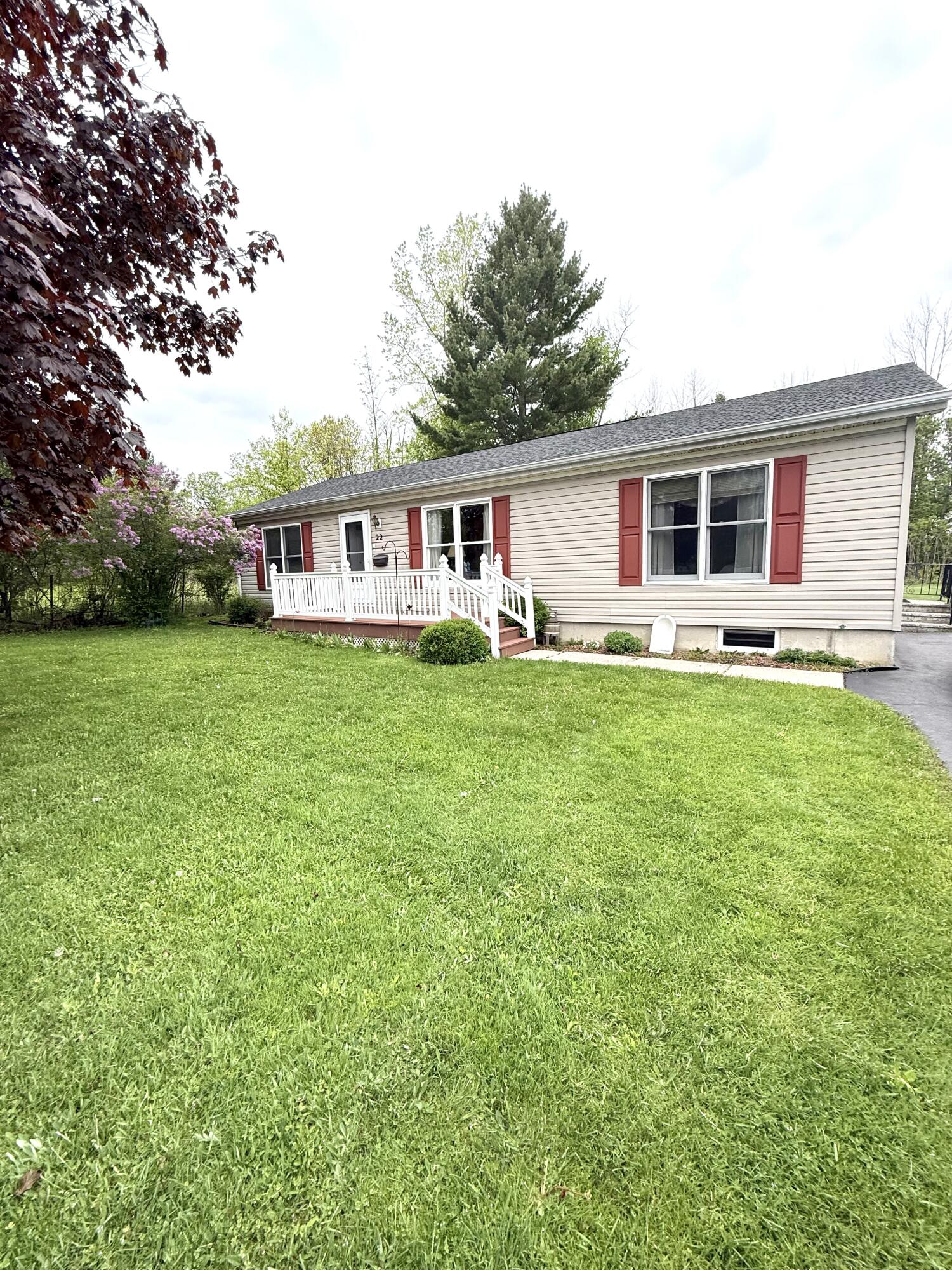22 Beechwood Drive Drive, Rouses Point, New York image 12