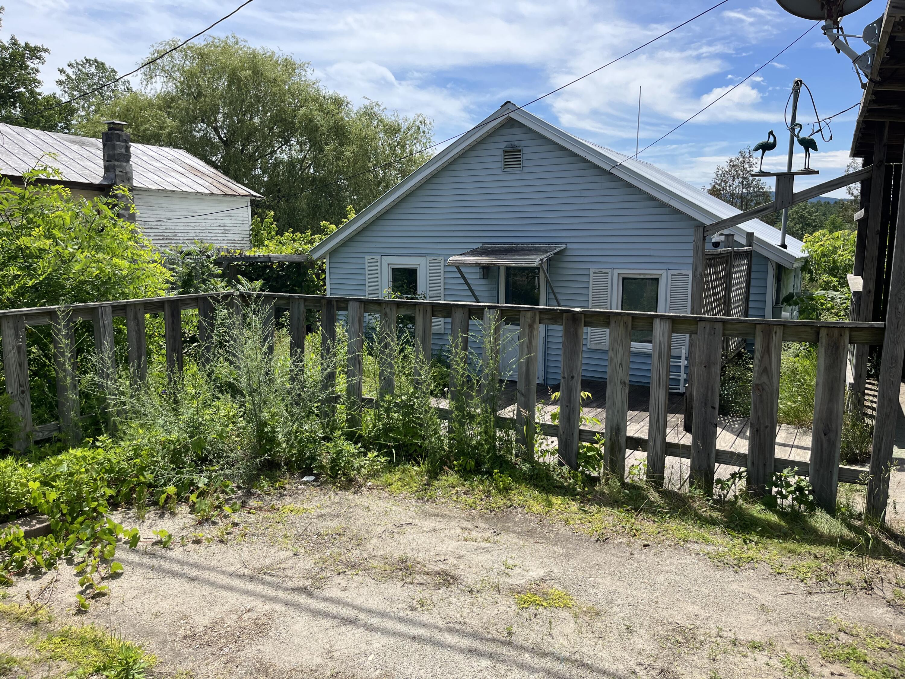169 Pleasant Street