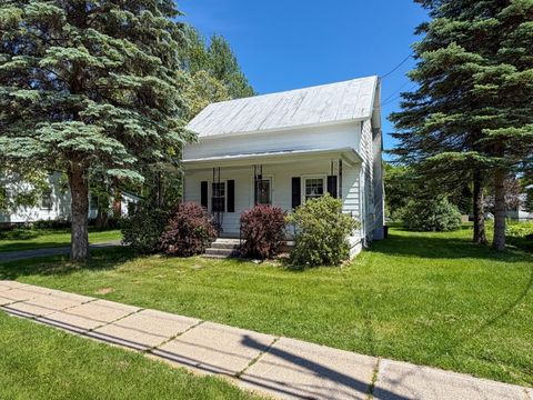 Homes For Sale - 10 Spruce Street<br/> Champlain, NY 12919