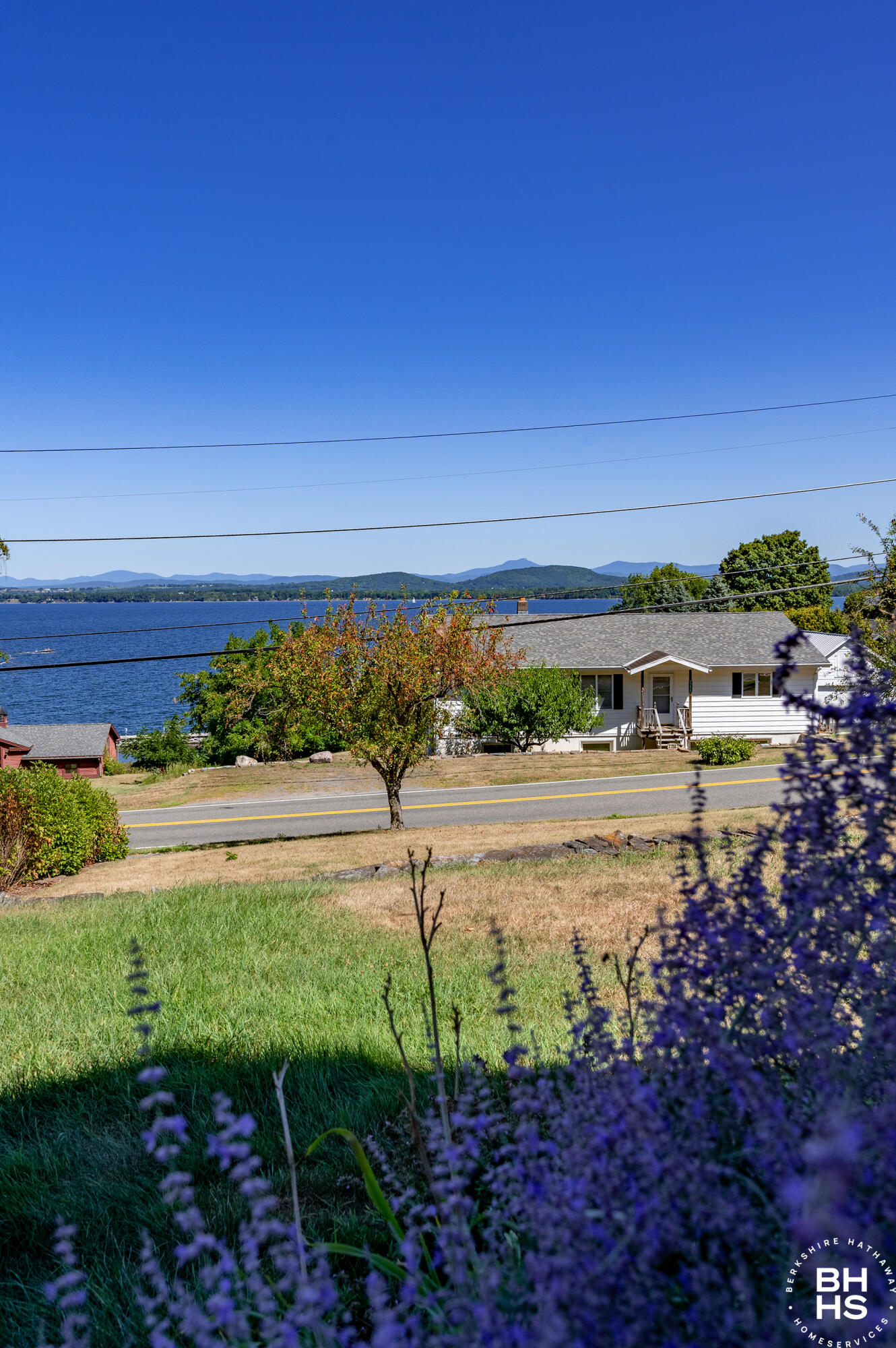 Essex, New York 12936, United States, 3 Bedrooms Bedrooms, ,4 BathroomsBathrooms,Residential,Active,194299