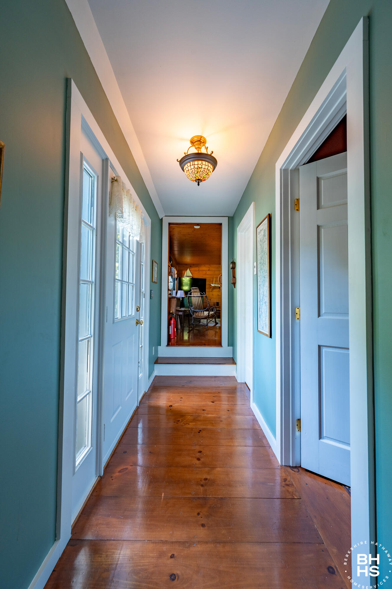 Essex, New York 12936, United States, 3 Bedrooms Bedrooms, ,4 BathroomsBathrooms,Residential,Active,194299