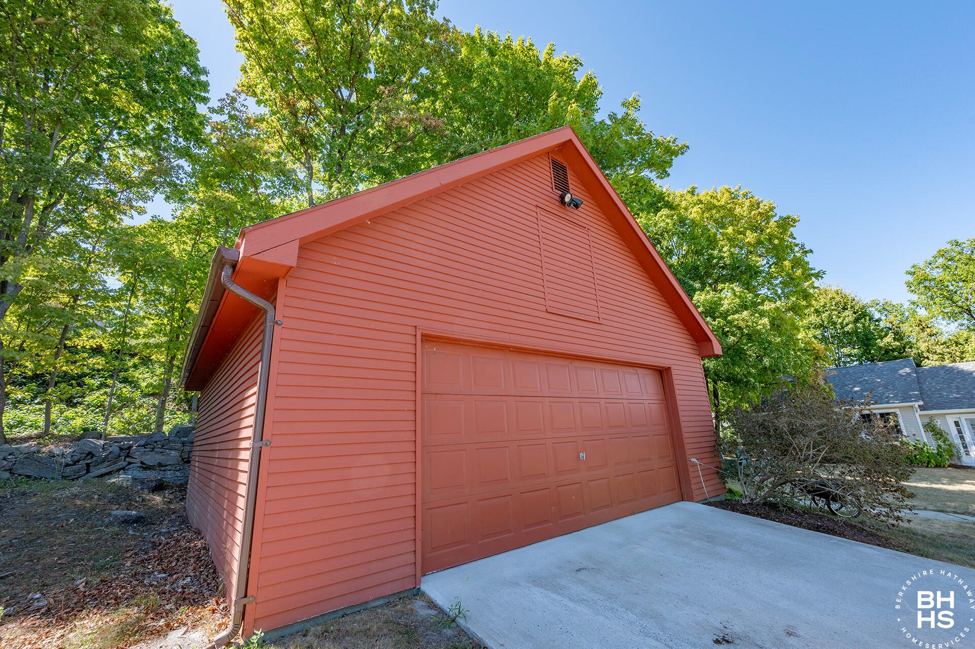 Essex, New York 12936, United States, 3 Bedrooms Bedrooms, ,4 BathroomsBathrooms,Residential,Active,194299