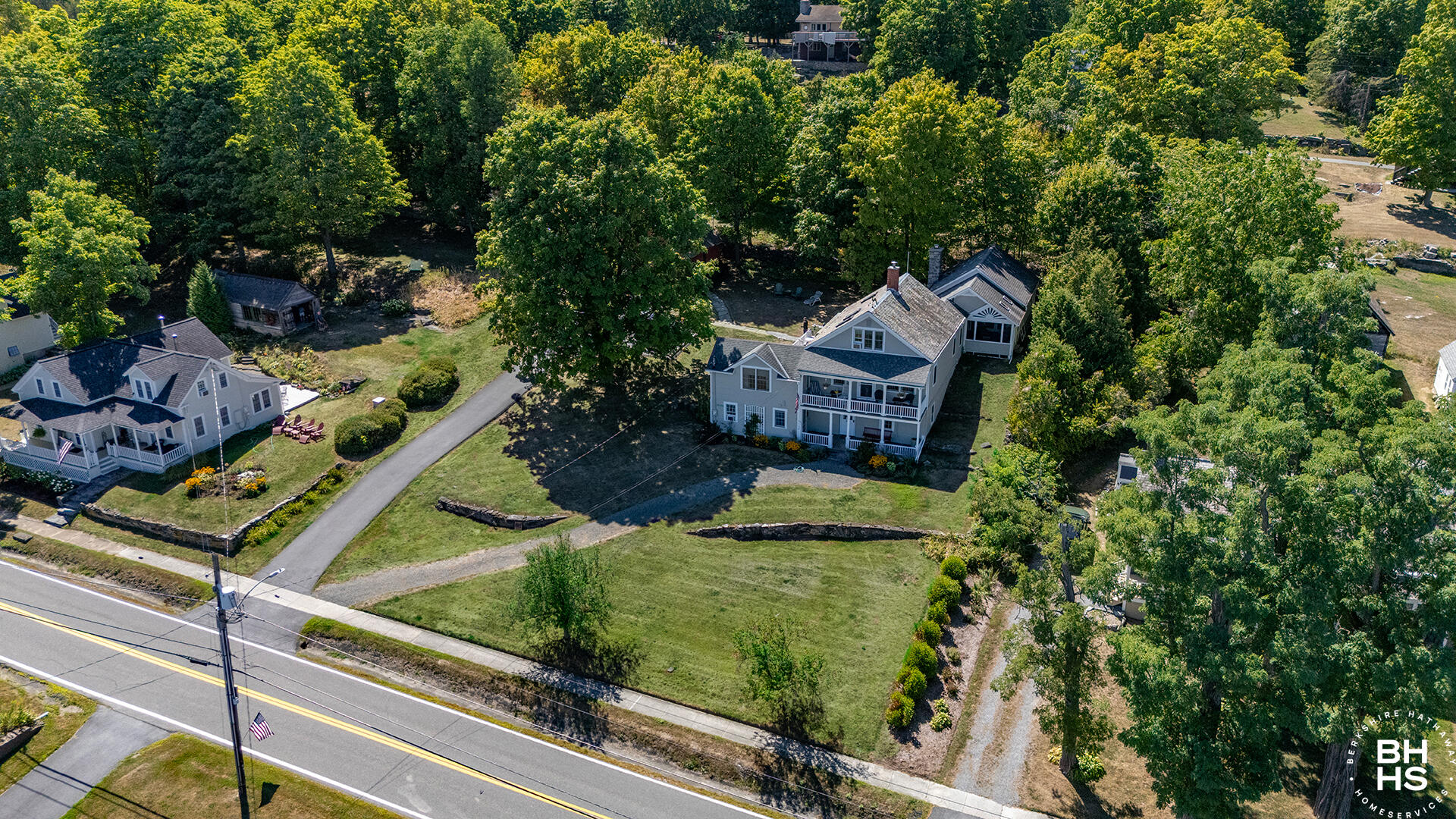 Essex, New York 12936, United States, 3 Bedrooms Bedrooms, ,4 BathroomsBathrooms,Residential,Active,194299