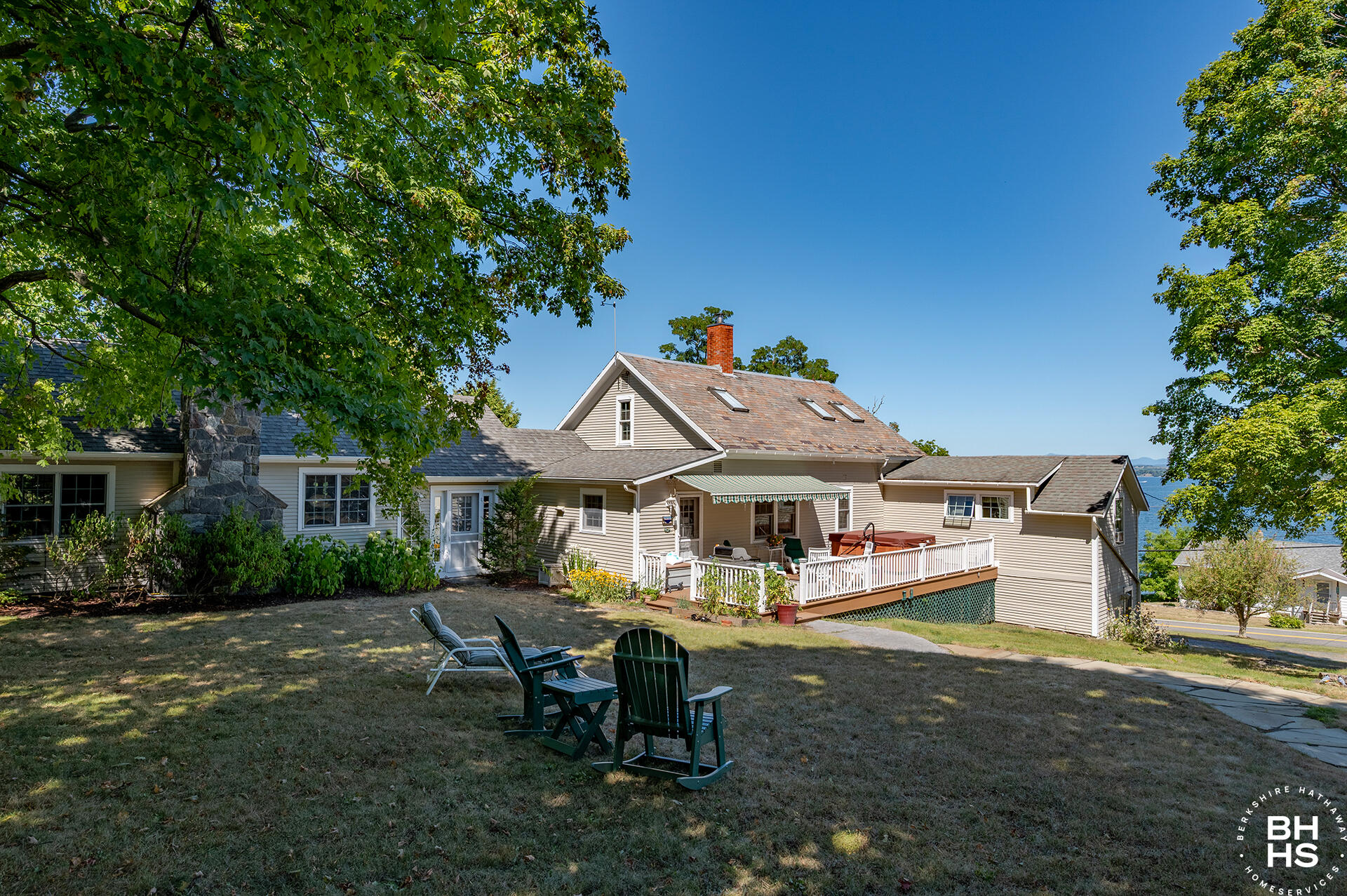 Essex, New York 12936, United States, 3 Bedrooms Bedrooms, ,4 BathroomsBathrooms,Residential,Active,194299