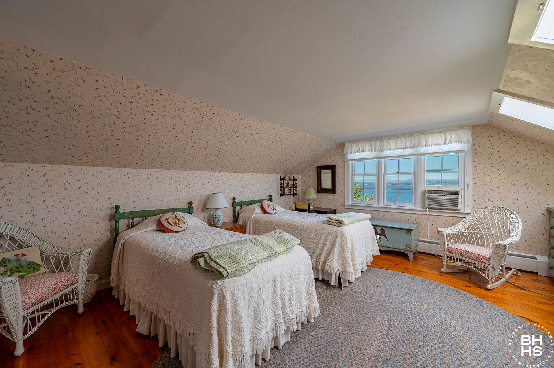 Essex, New York 12936, United States, 3 Bedrooms Bedrooms, ,4 BathroomsBathrooms,Residential,Active,194299