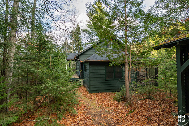 111 Baxter Mountain Lane Ln, Keene, New York image 3