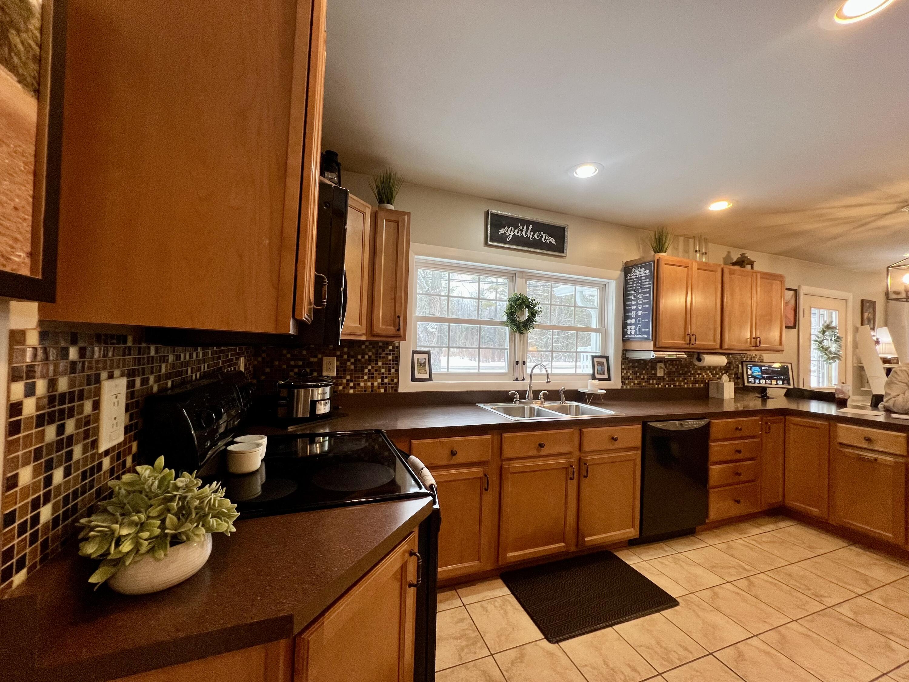 338 Rand Hill Road, Morrisonville, New York image 5