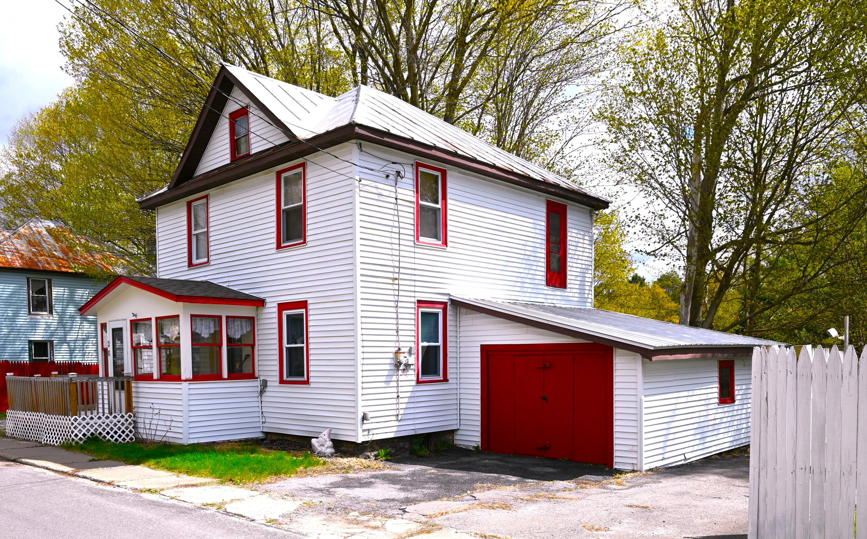 30 Branch Street