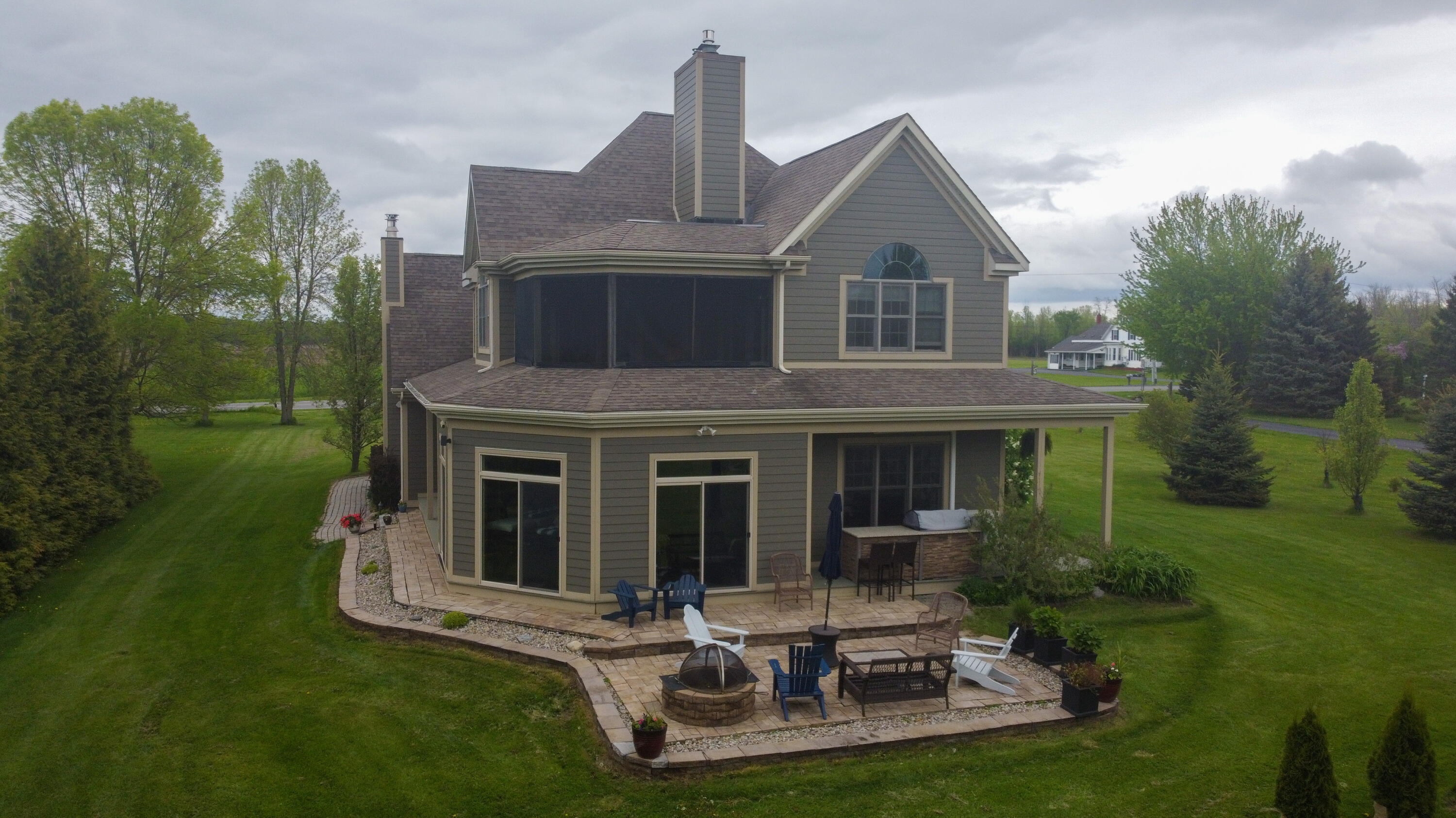 732 Cumberland Head Road, Plattsburgh, New York image 2