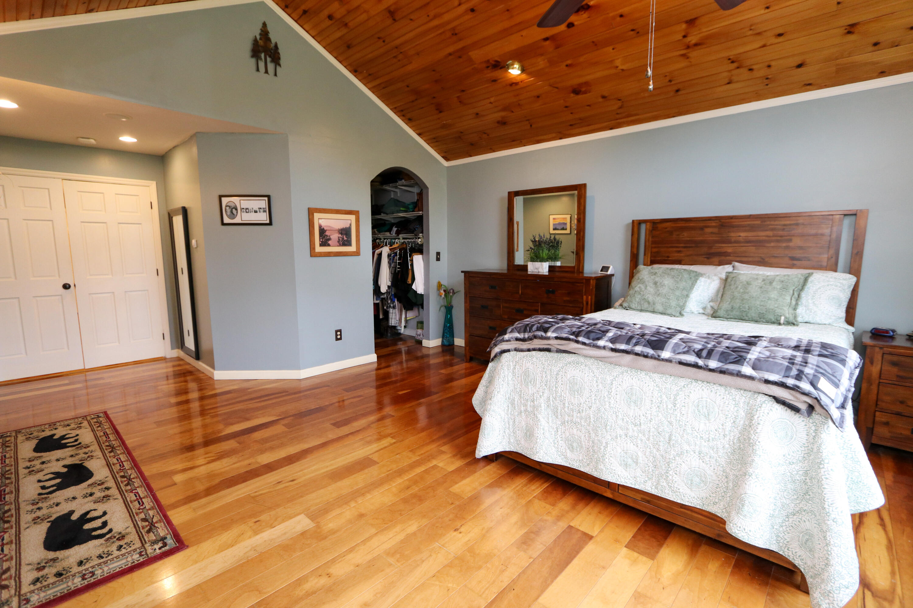 732 Cumberland Head Road, Plattsburgh, New York image 36