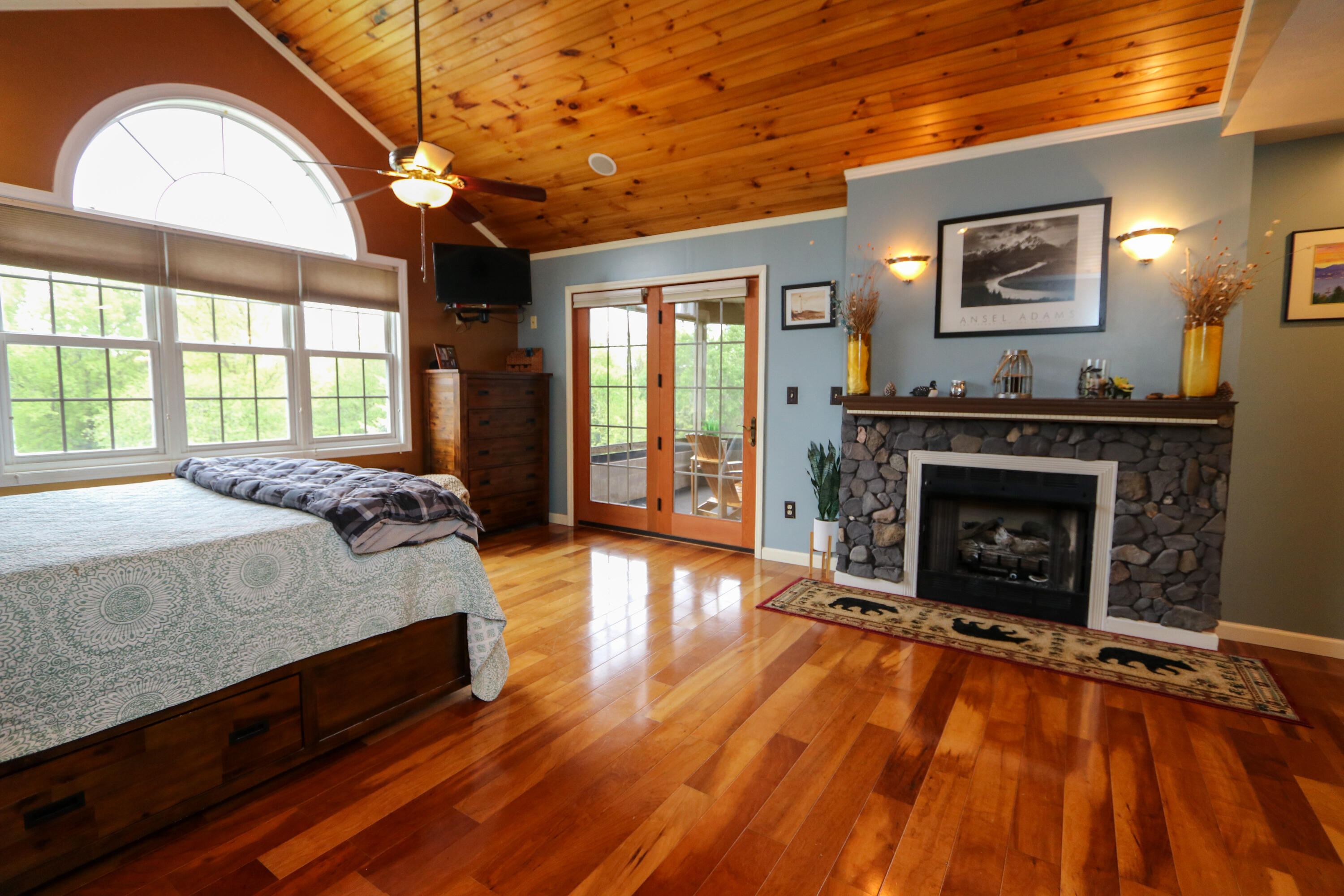 732 Cumberland Head Road, Plattsburgh, New York image 37