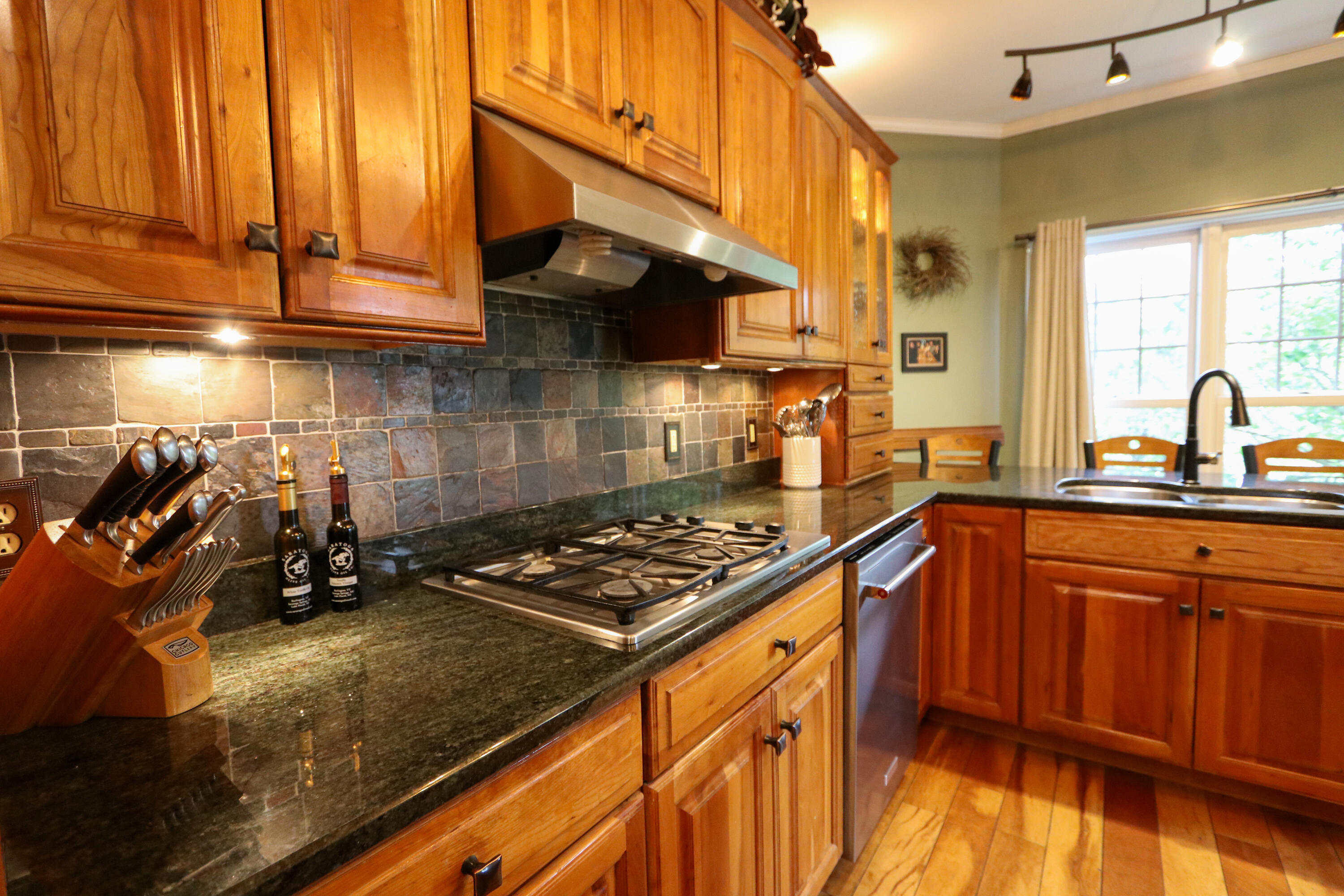 732 Cumberland Head Road, Plattsburgh, New York image 14