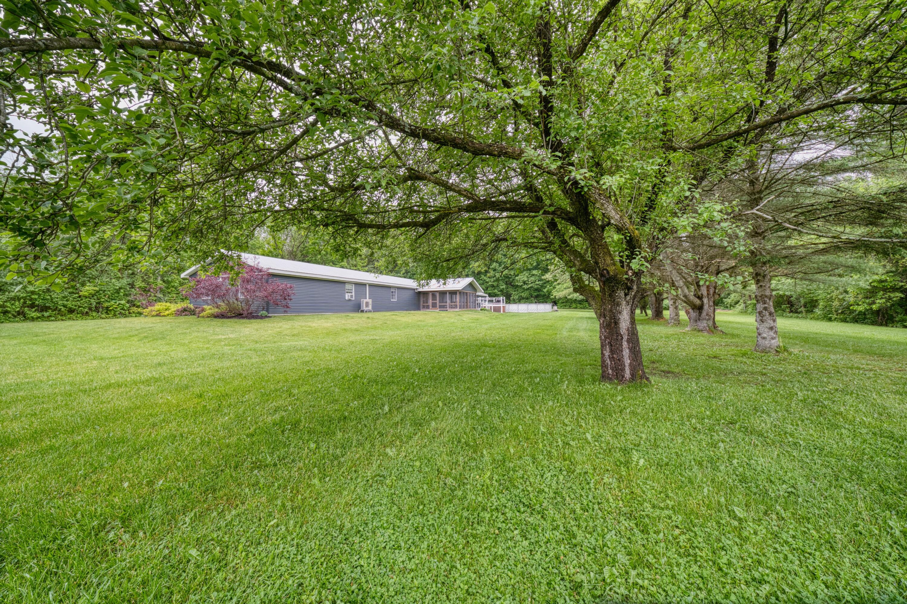 825 O'Neil Road