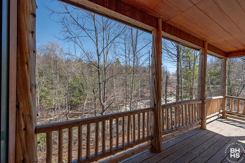 St. Regis Falls, New York 12980, United States, 8 Bedrooms Bedrooms, ,7 BathroomsBathrooms,Residential,Active,105311