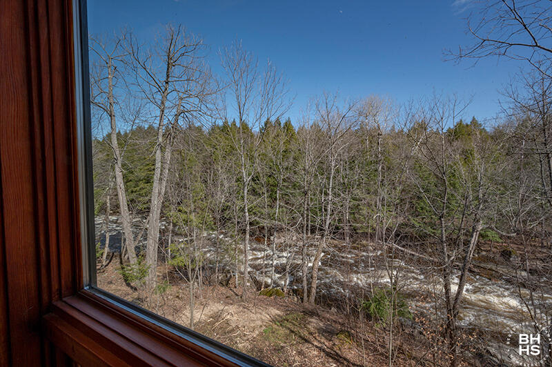 St. Regis Falls, New York 12980, United States, 8 Bedrooms Bedrooms, ,7 BathroomsBathrooms,Residential,Active,105311