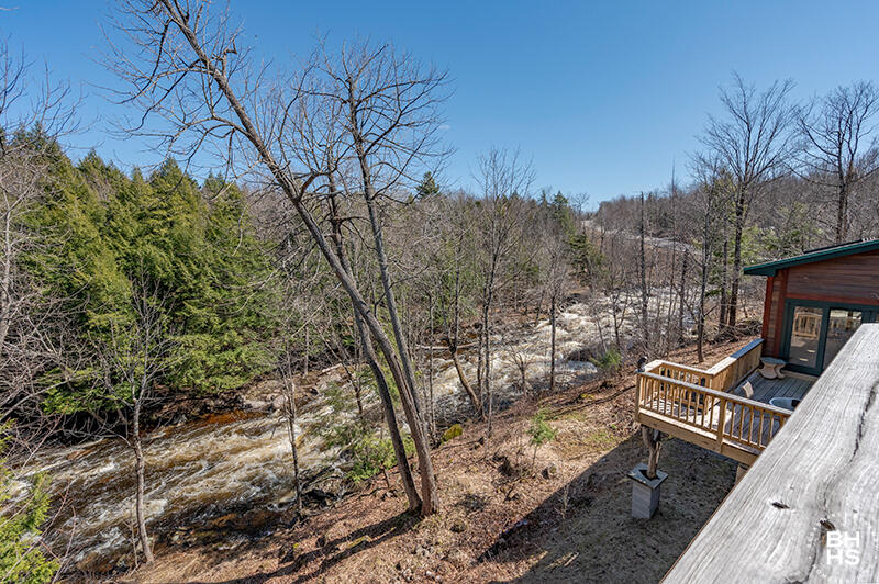 St. Regis Falls, New York 12980, United States, 8 Bedrooms Bedrooms, ,7 BathroomsBathrooms,Residential,Active,105311