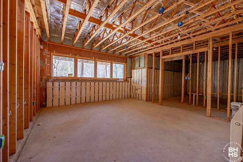 St. Regis Falls, New York 12980, United States, 8 Bedrooms Bedrooms, ,7 BathroomsBathrooms,Residential,Active,105311