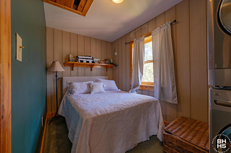 St. Regis Falls, New York 12980, United States, 8 Bedrooms Bedrooms, ,7 BathroomsBathrooms,Residential,Active,105311