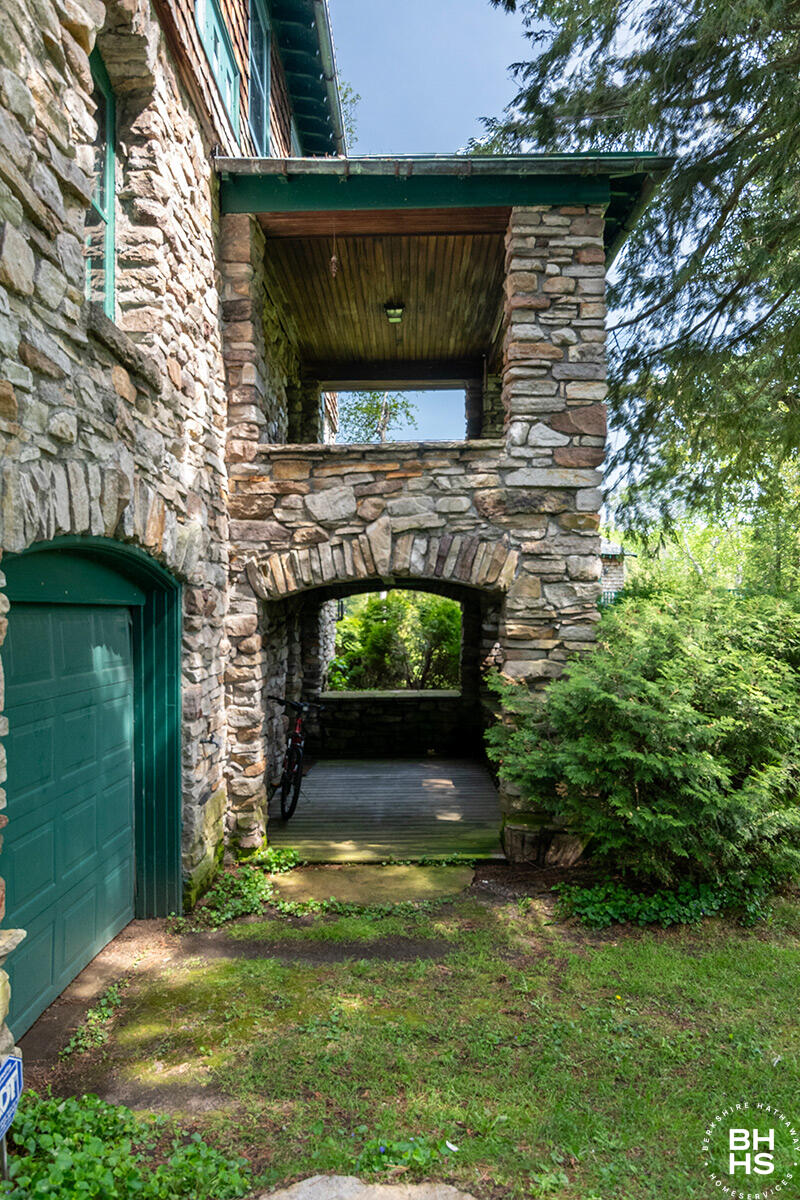 Ellenburg Depot, New York 12935, United States, 5 Bedrooms Bedrooms, ,4 BathroomsBathrooms,Residential,Active,56823