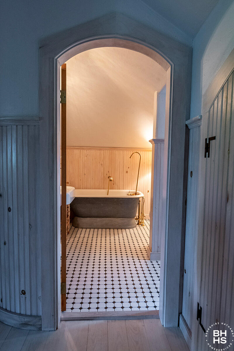 Ellenburg Depot, New York 12935, United States, 5 Bedrooms Bedrooms, ,4 BathroomsBathrooms,Residential,Active,56823