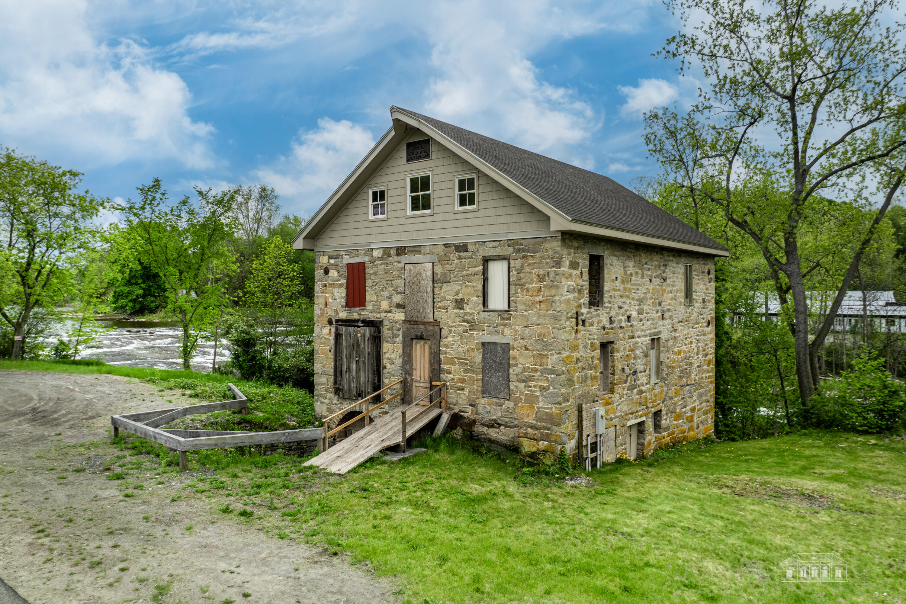 49 Gilliland Lane