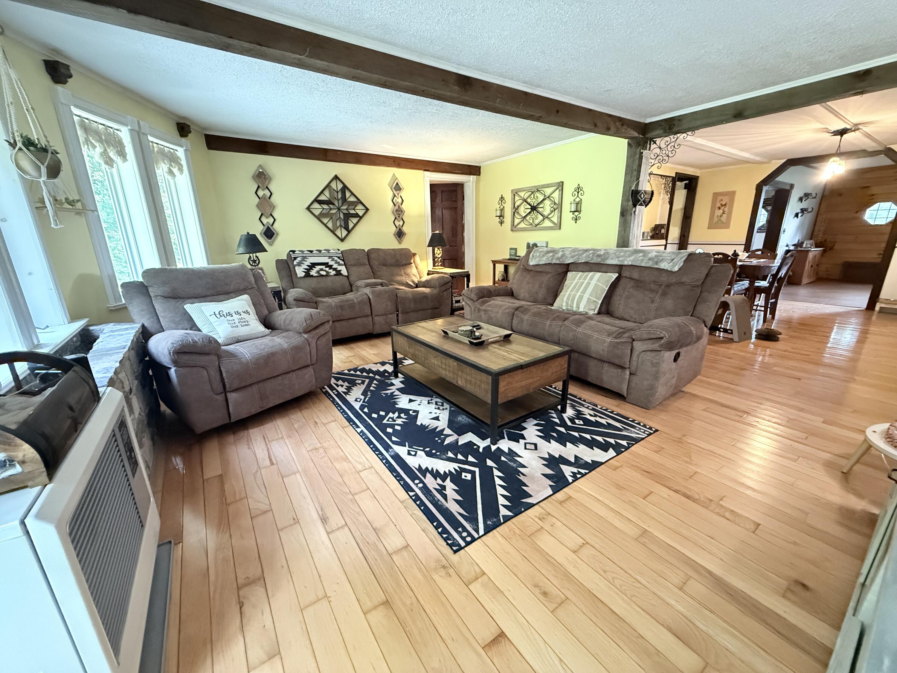 397 Military Turnpike