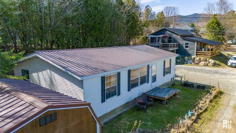 Mobile Home For Sale - 18 Fawn Ridge Road<br/> Essex County, Lake Placid, NY 12946