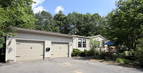 Mobile Home For Sale - 32 Foxfire Drive<br/> Plattsburgh, NY 12901