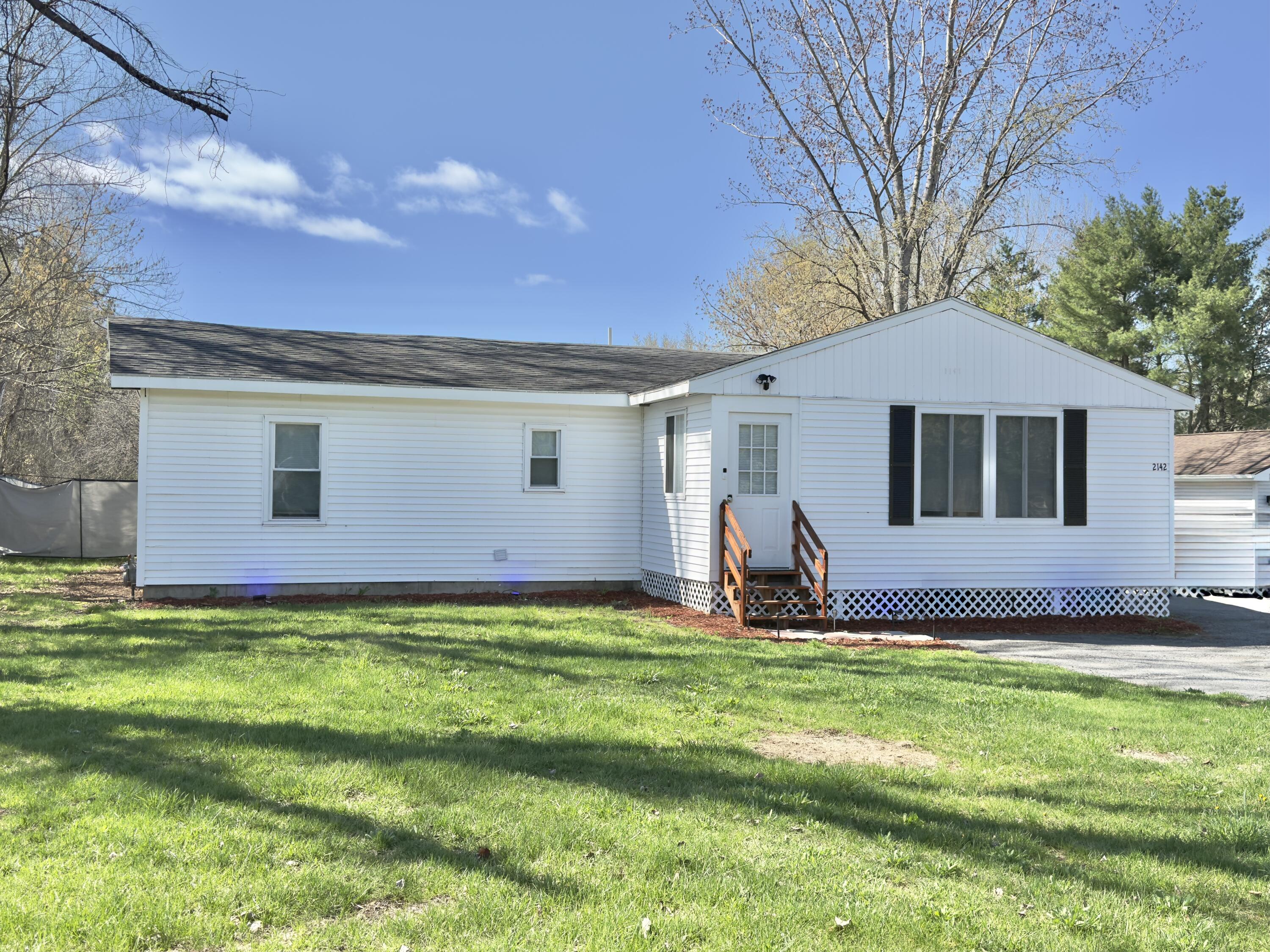 2142 Ny-22b, Morrisonville, New York image 5