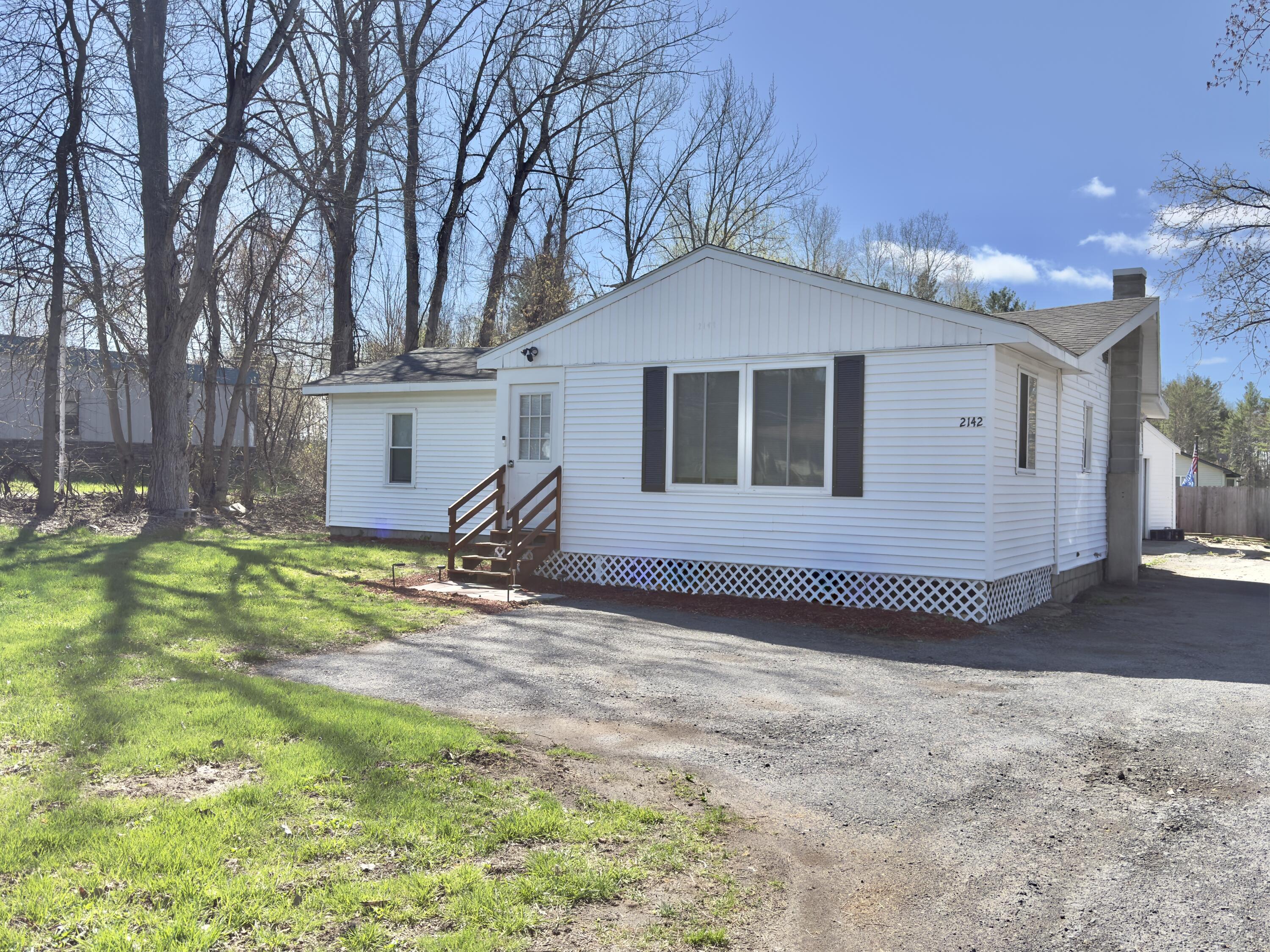 2142 Ny-22b, Morrisonville, New York image 6