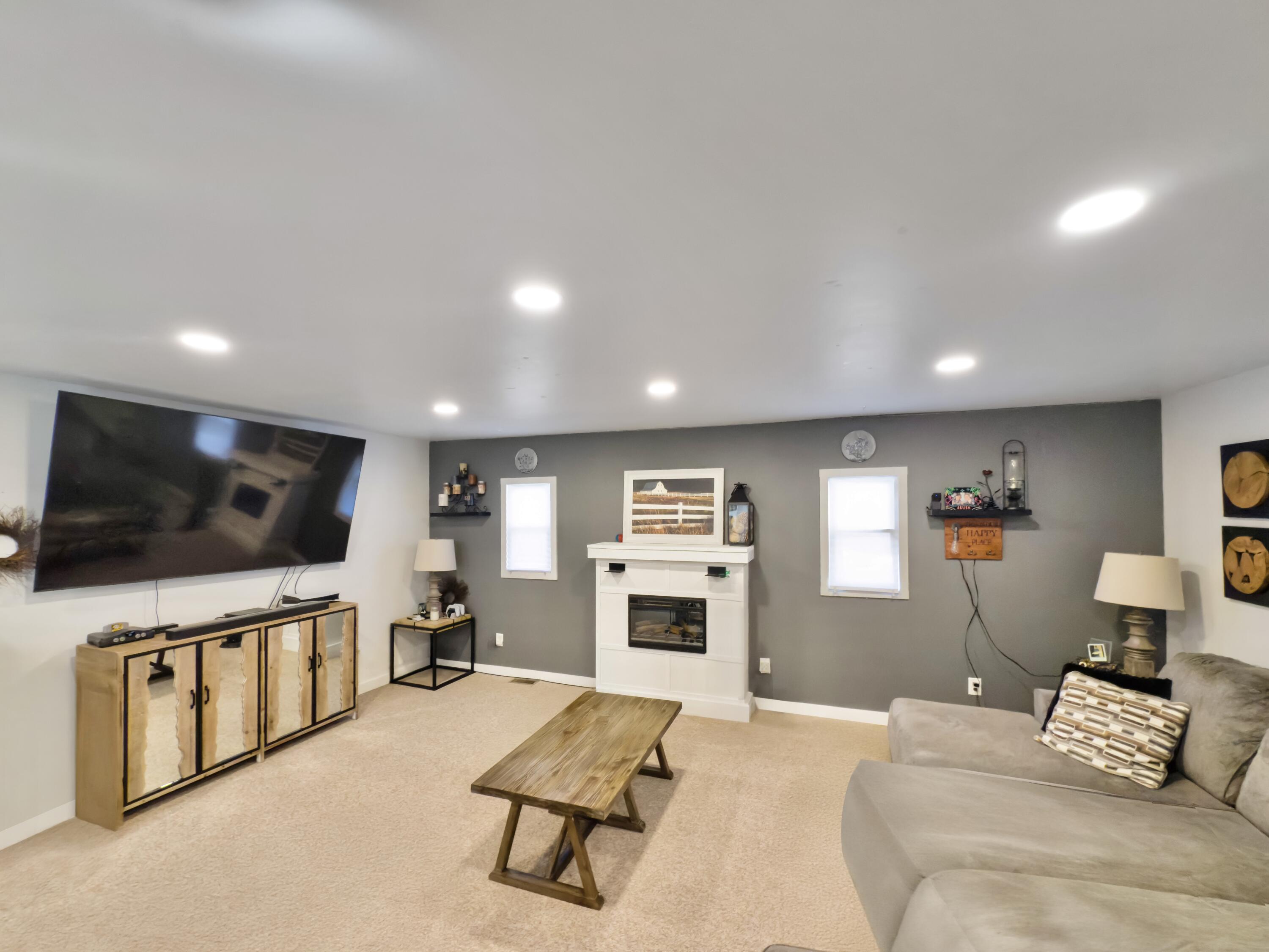 2142 Ny-22b, Morrisonville, New York image 11