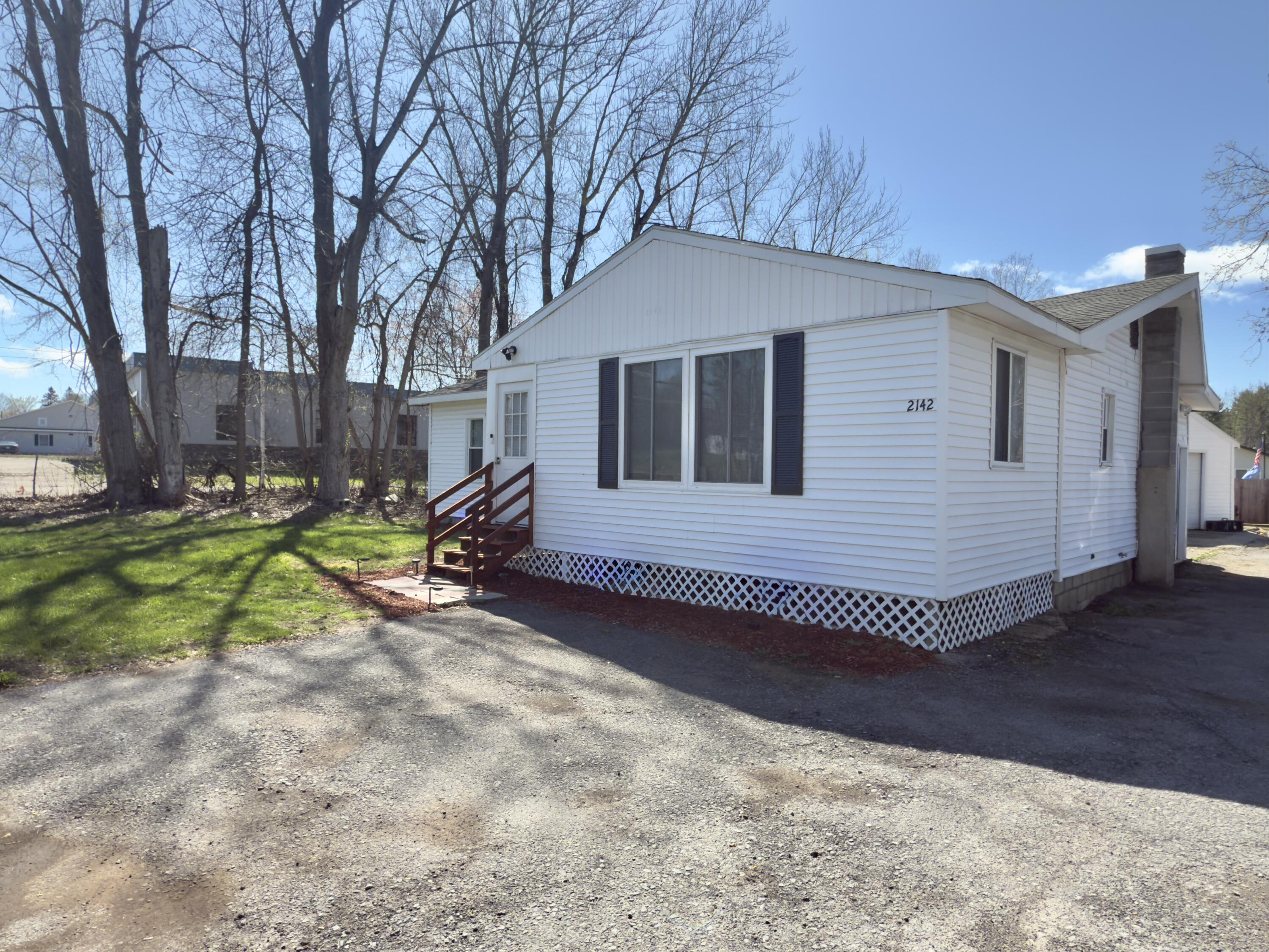 2142 Ny-22b, Morrisonville, New York image 33
