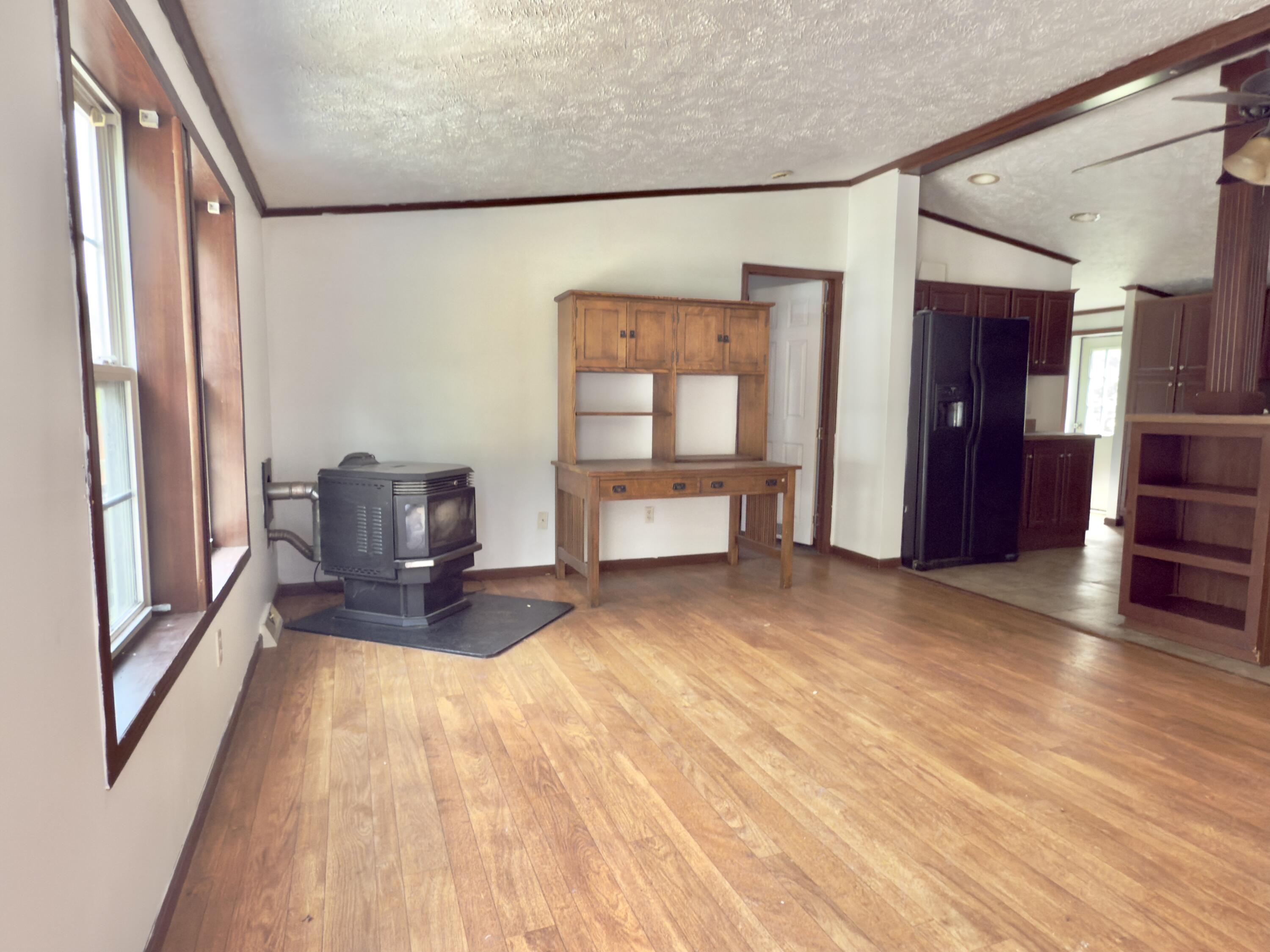 27 Sandy Pines Trailer Park