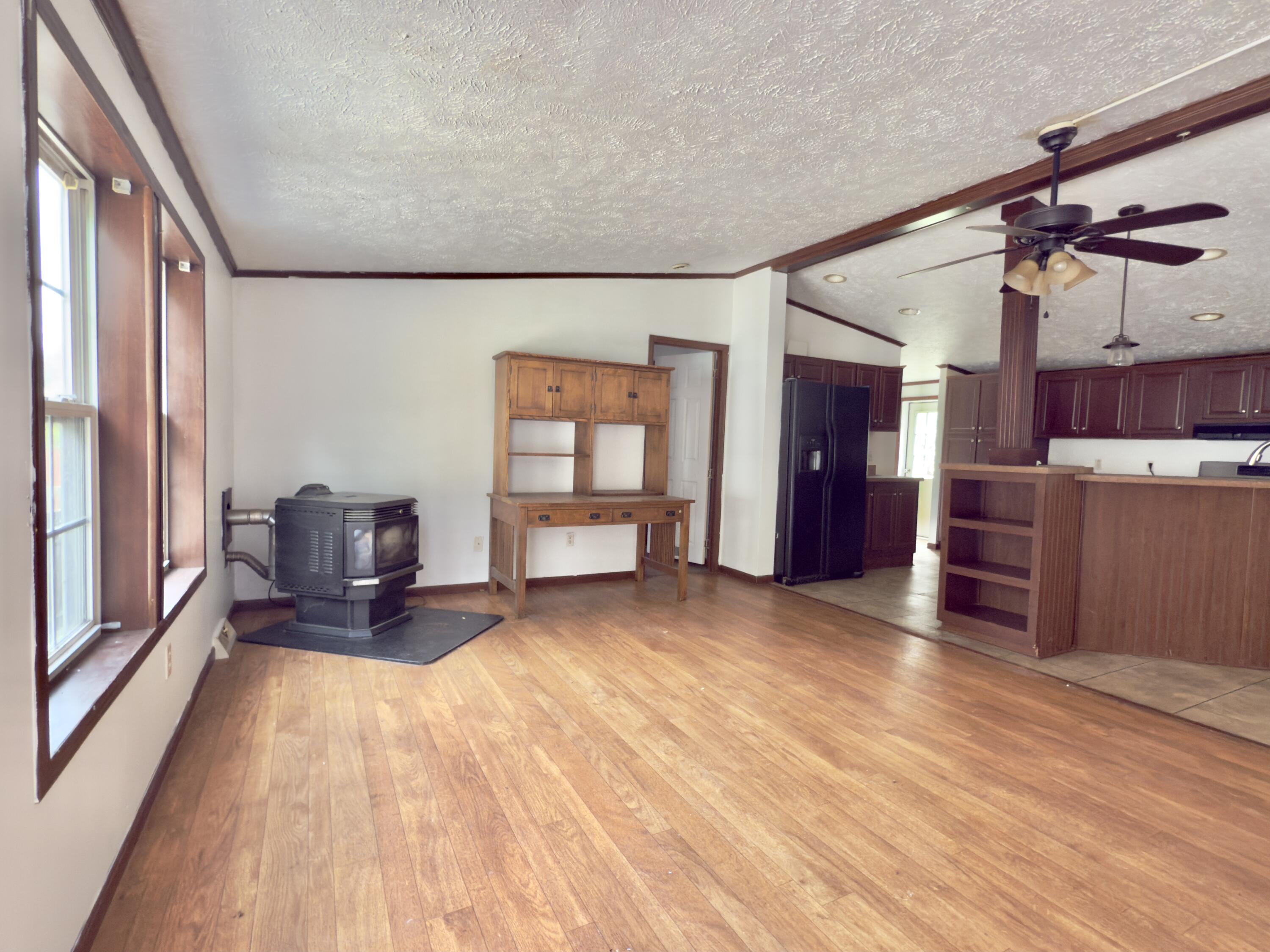 27 Sandy Pines Trailer Park