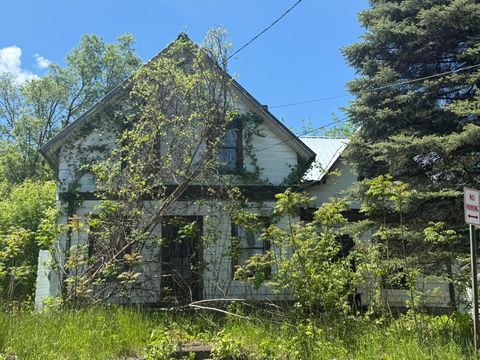 33 S Pearl Street Malone NY 12953