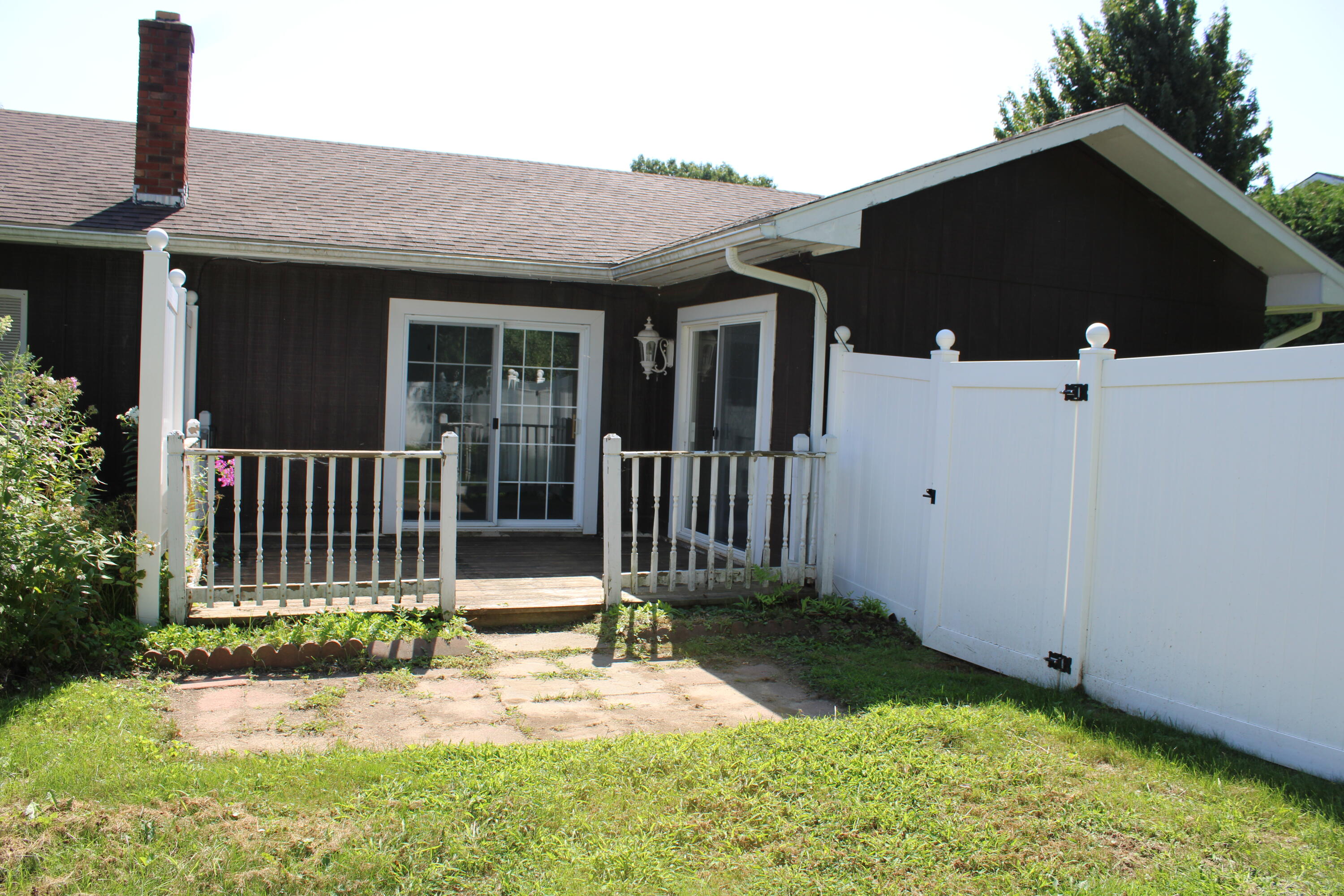 48 Joyce Avenue
