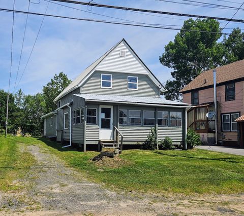 37 Waller Street Piercefield NY 12973