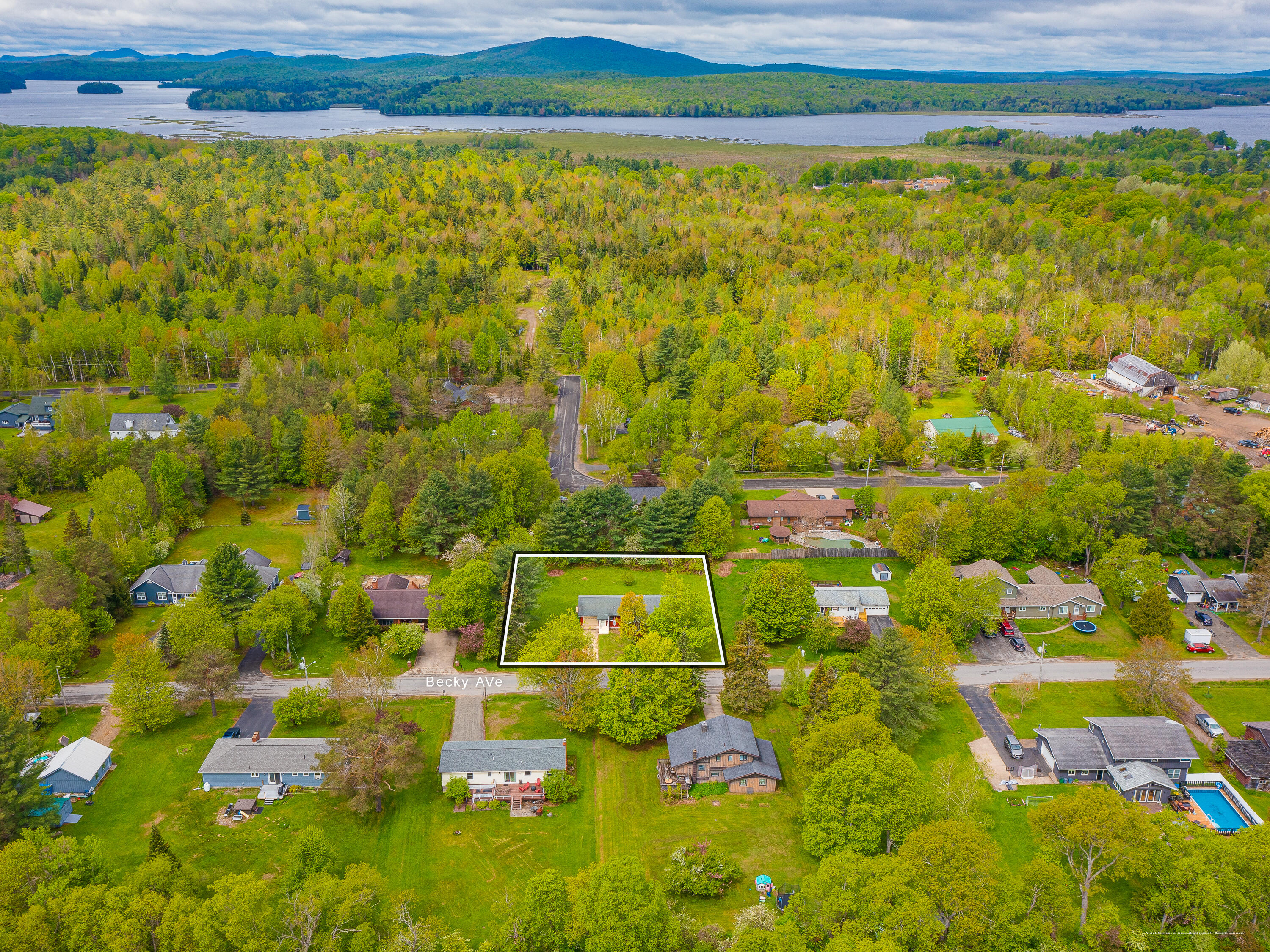 36 Becky Avenue, Tupper Lake, New York image 11