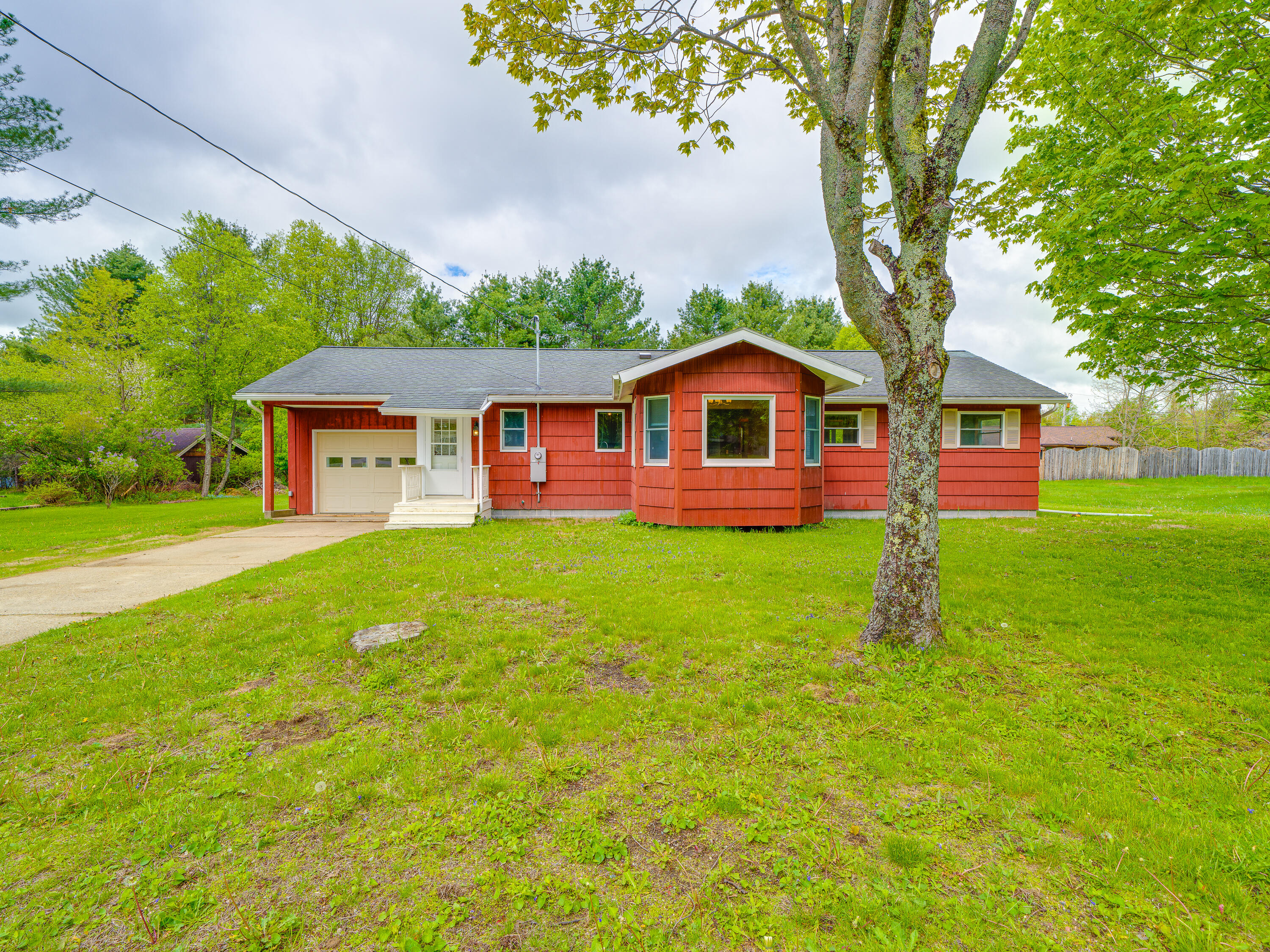 36 Becky Avenue, Tupper Lake, New York image 2