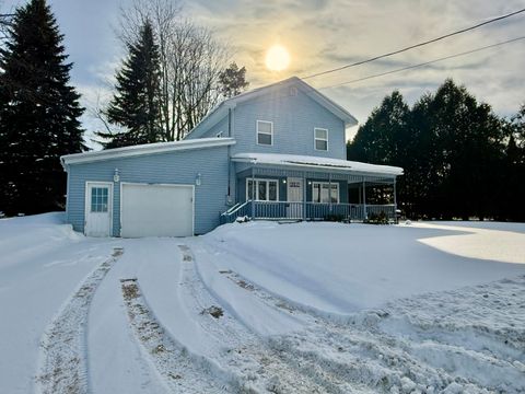 6 Woodward St Street Malone NY 12953