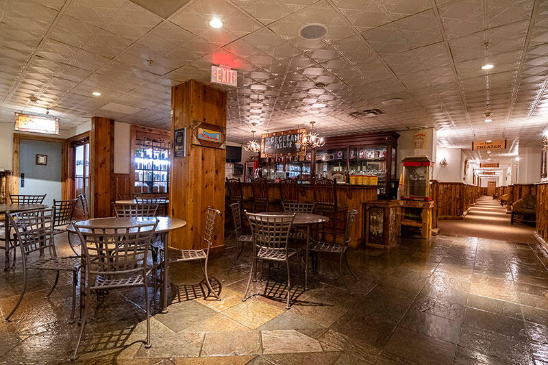 Lake Placid, New York 12946, United States, 2 Bedrooms Bedrooms, ,2 BathroomsBathrooms,Residential,Active,181740