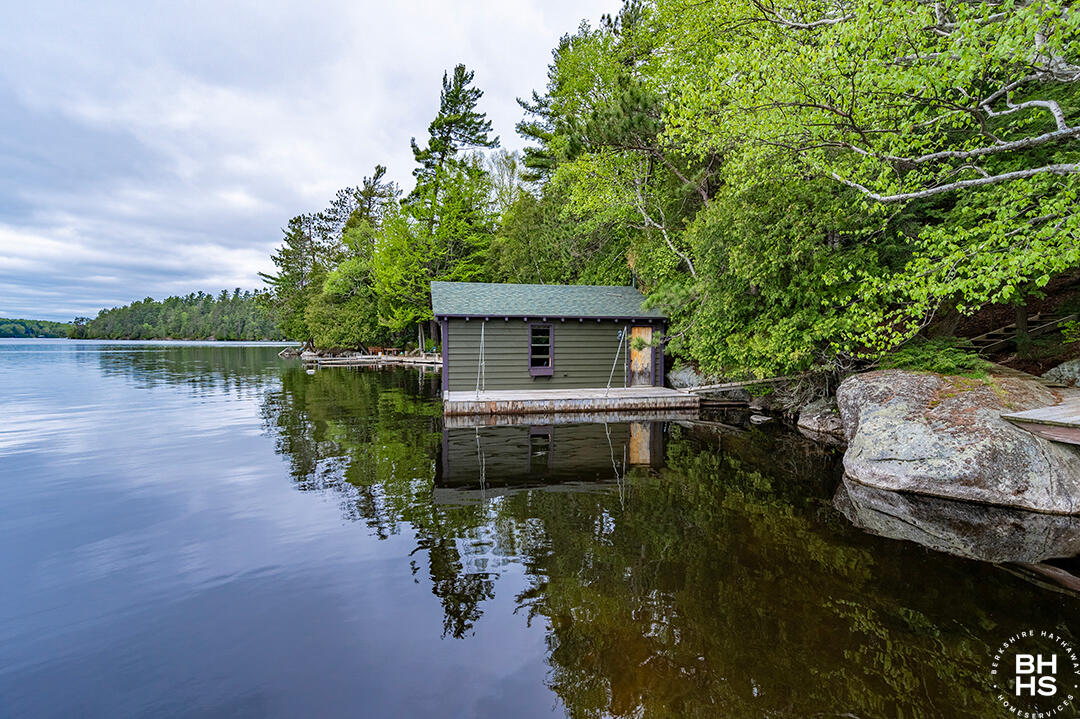690 Bartlett Carry Road, Saranac Lake, New York image 37