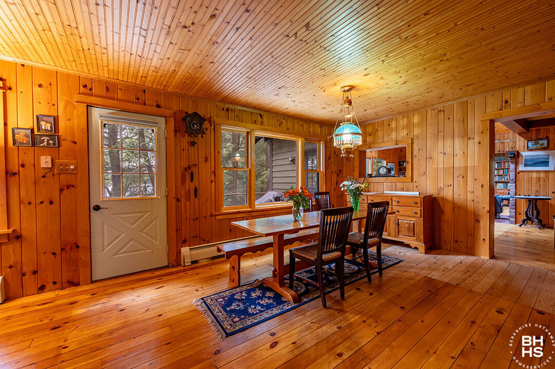 690 Bartlett Carry Road, Saranac Lake, New York image 8