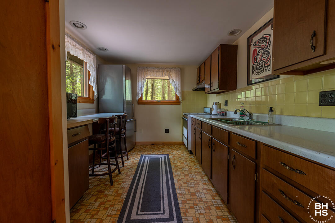 690 Bartlett Carry Road, Saranac Lake, New York image 41