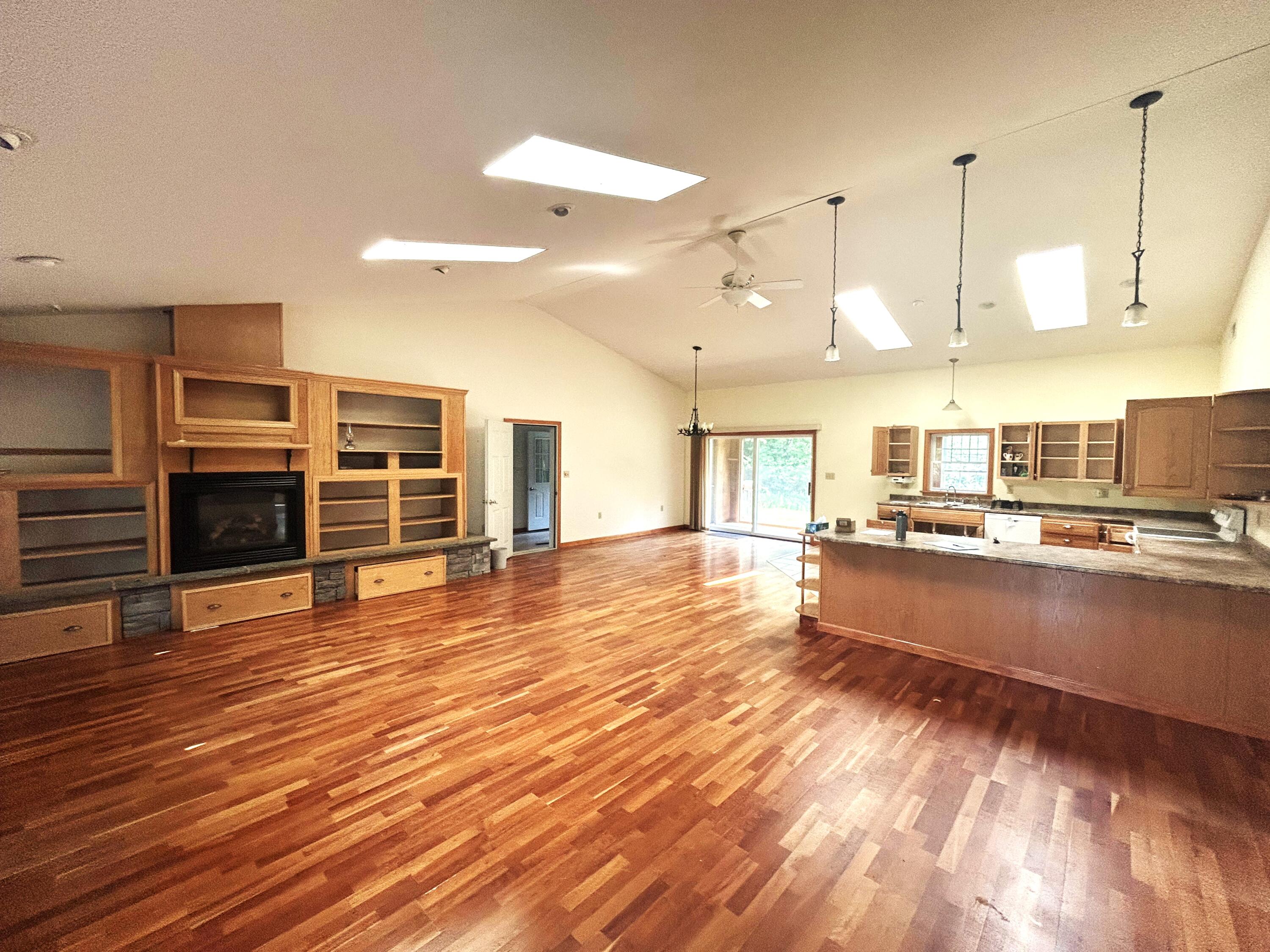 326 Bay Lane