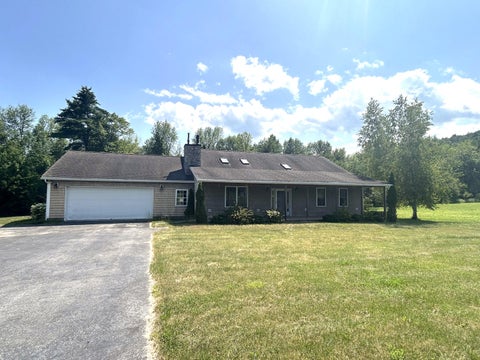 Homes For Sale - 326 Bay Lane<br/> Essex County, Willsboro, NY 12996