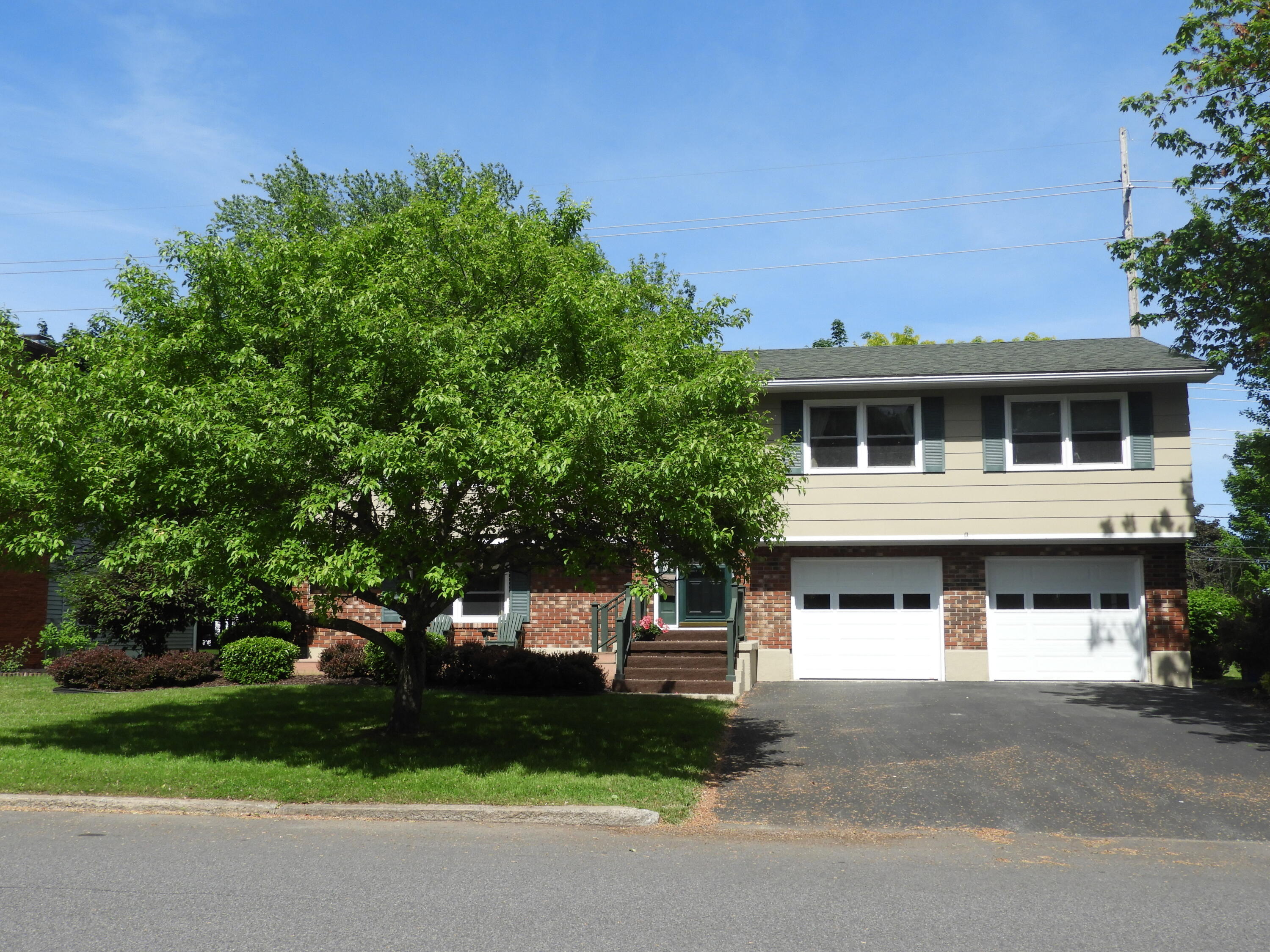 61 Cogan Avenue