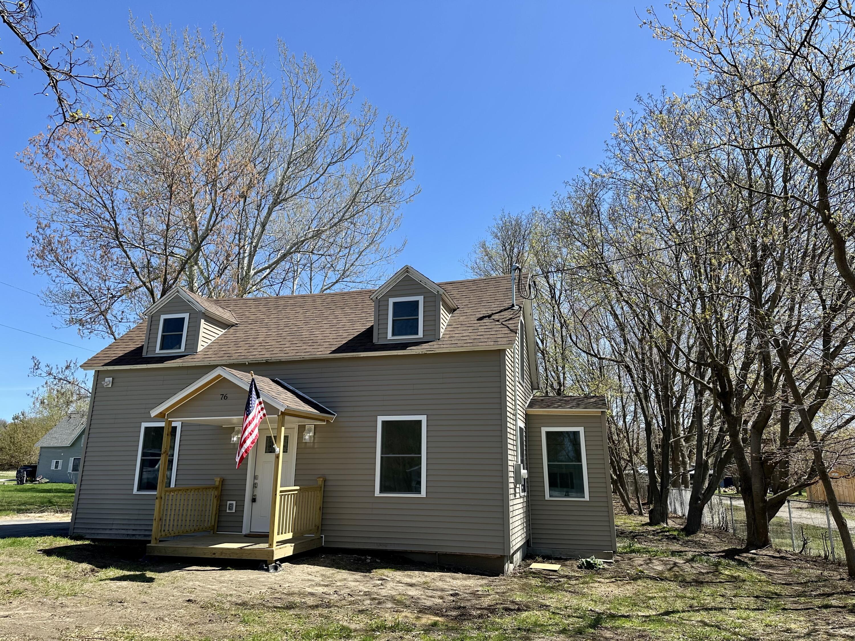 76 Moffitt Road