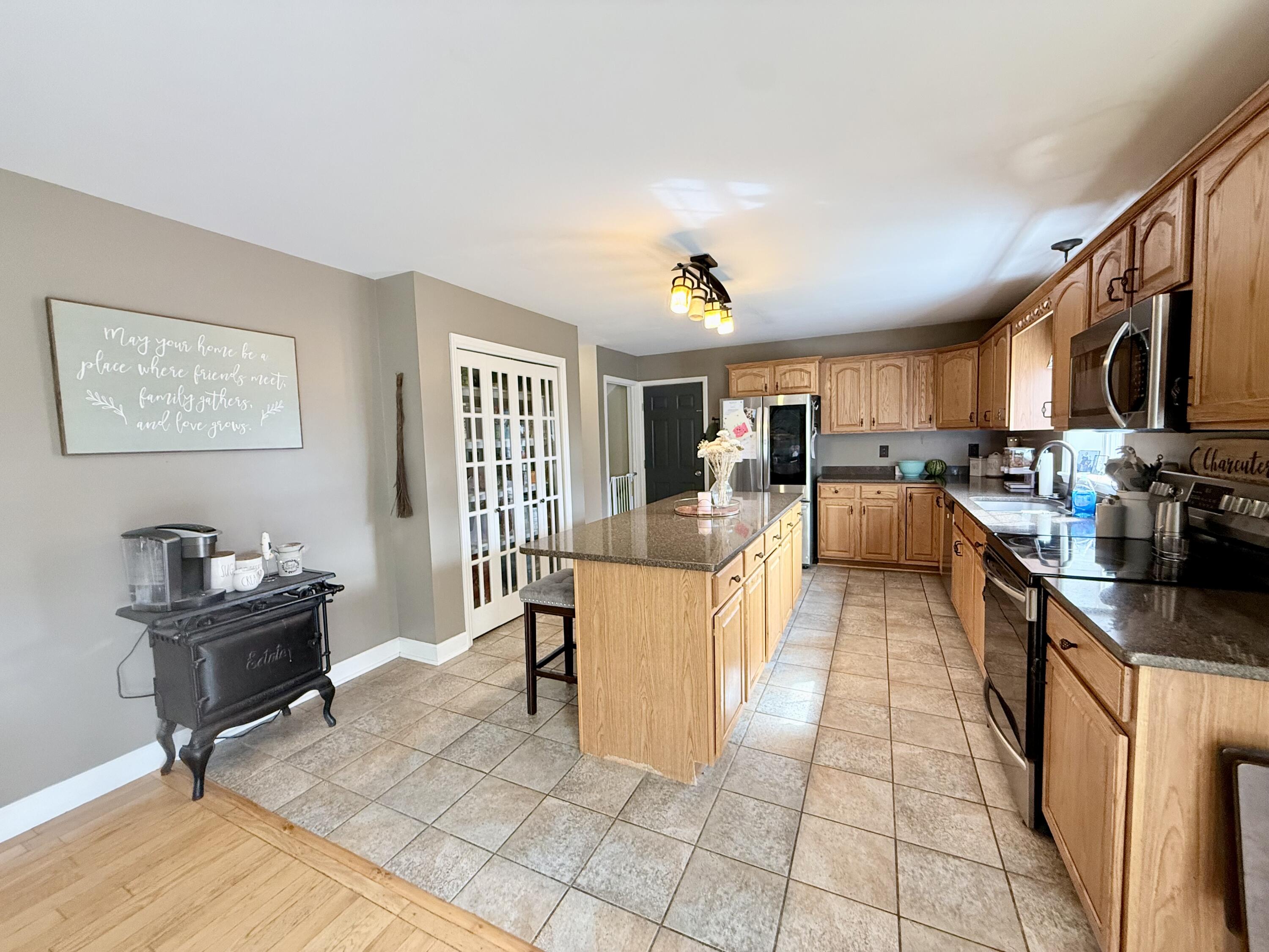 31 Tom Miller Road